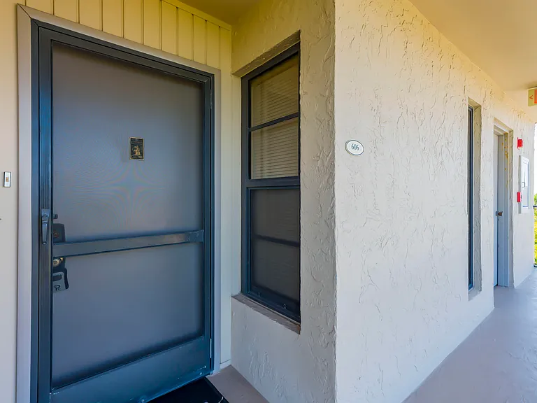 22 Royal Palm Way #606 — Photo 6