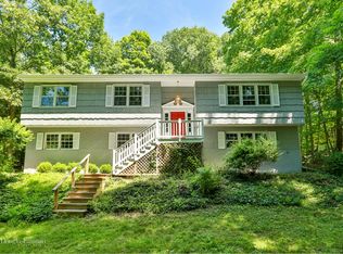 3 Almar Ln, Katonah, NY 10536
