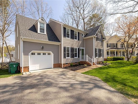 3rd image of 9508 Southmill Dr