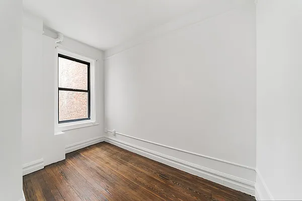 Rented by Compass | media 40