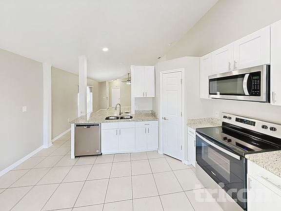 5th image of 6209 Cannoli Pl