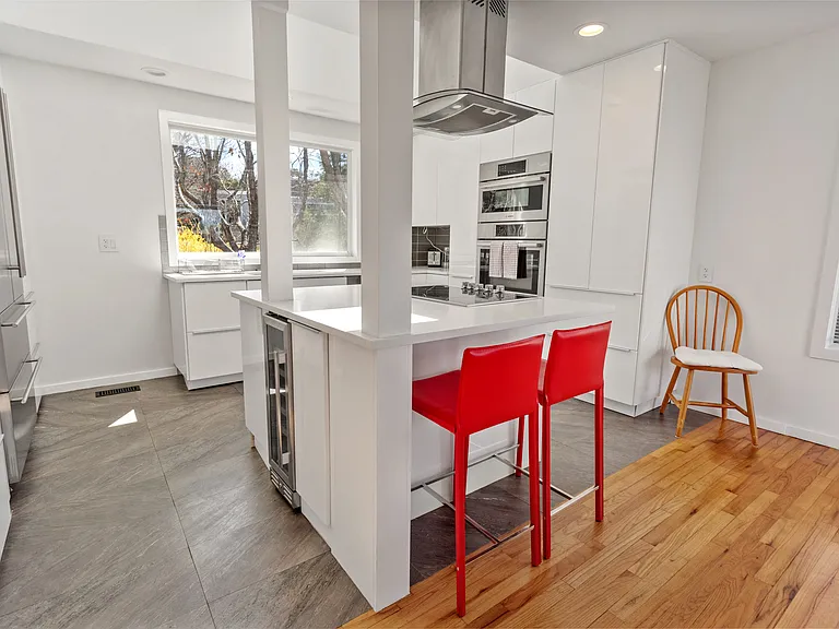 17 Hillside Rd — Photo 7