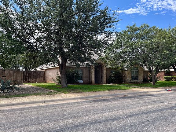 3rd image of 4801 Woodhollow Dr