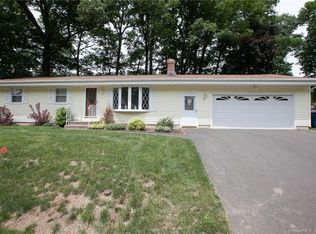17 Florence Ln, Plainville, CT 06062