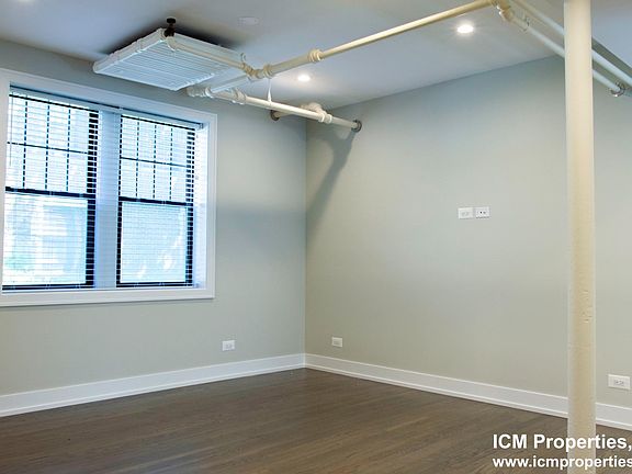 3rd image of 4871 N Paulina St #1