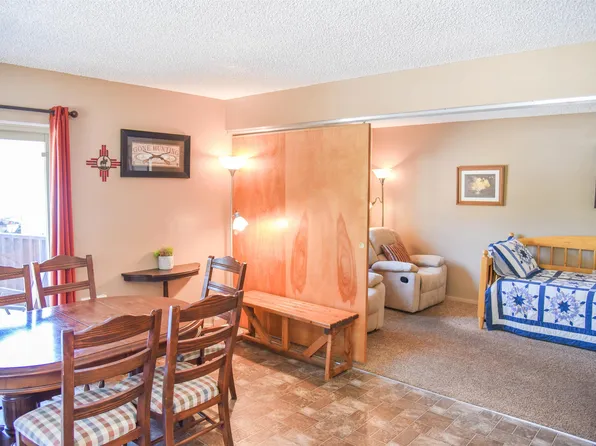 201 Main St W #105, Red River, NM 87558