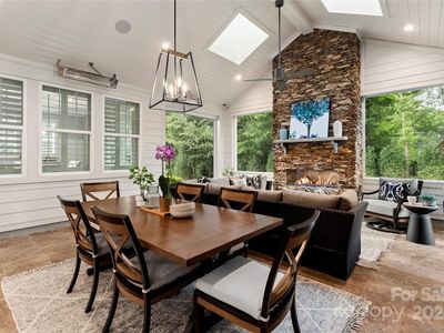 5716 Heirloom Crossing Ct, Charlotte, NC, 28270
