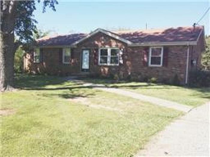 1st image of 1310 Courtney Dr