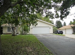 3271 Upper Woodland Dr, Colgate, WI 53017