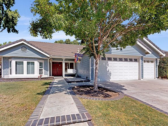 2nd image of 2778 Deerwood Ave