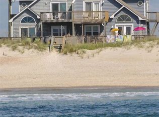 3944 Island Dr, North Topsail Beach, NC 28460