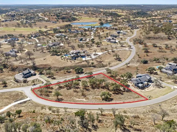 508 Lockhart Ridge Dr, Fredericksburg, TX 78624