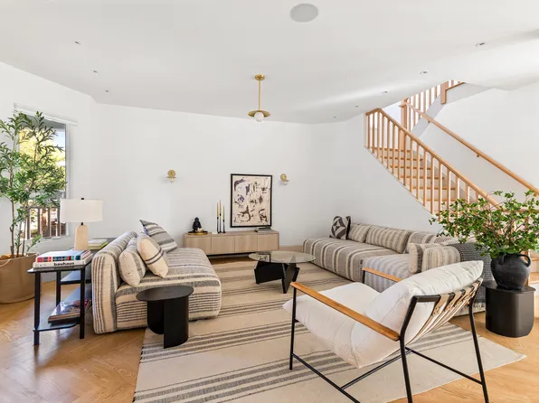 453 Stratford Road image 1 of 28