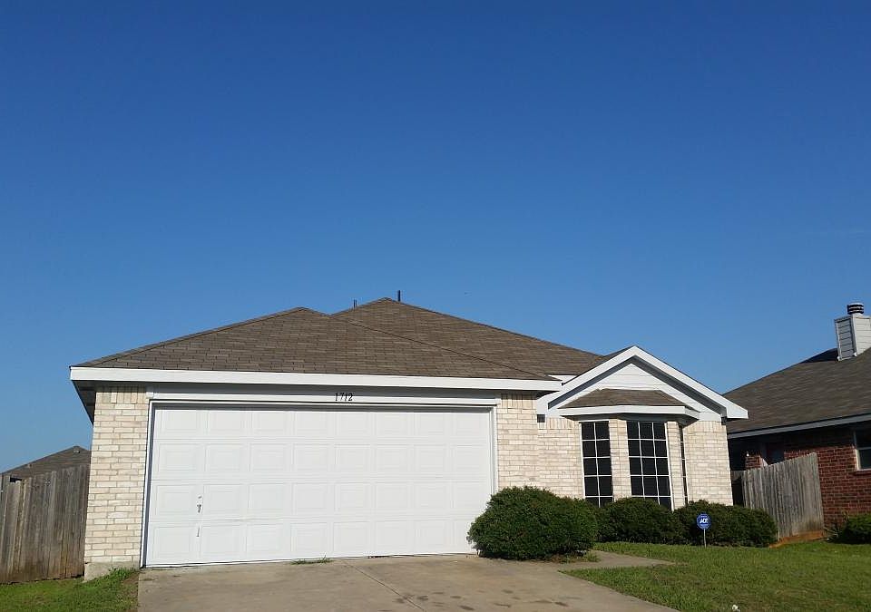 1st image of 1712 Kelly Ln