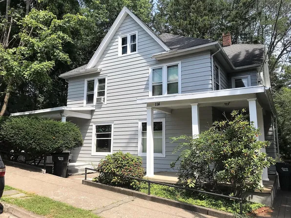 114 N 6th St, Stroudsburg, PA 18360