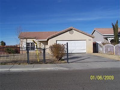 2nd image of 10768 Villa St