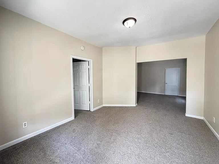 1411 Sale Ave — Photo 2