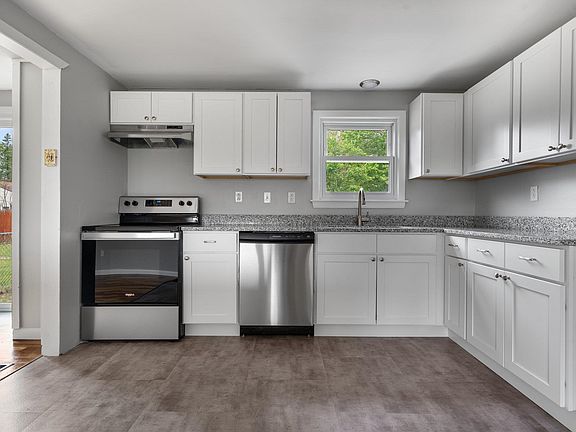 2nd image of 17 Taylor Heights