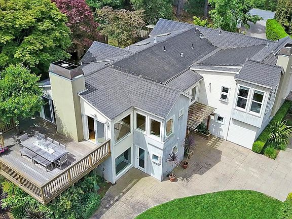 4th image of 45 Hacienda Dr