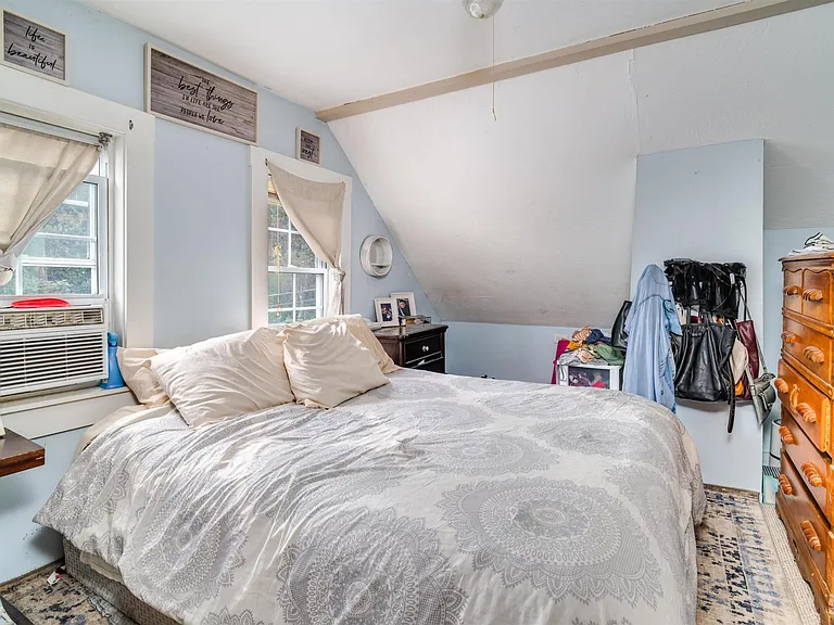 288 Main St #1 — Photo 9