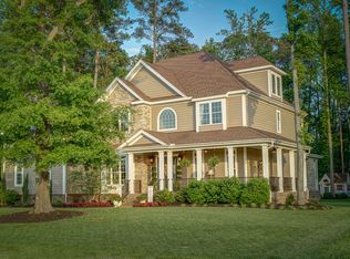 1215 Founders Pointe Trl, Carrollton, VA 23314