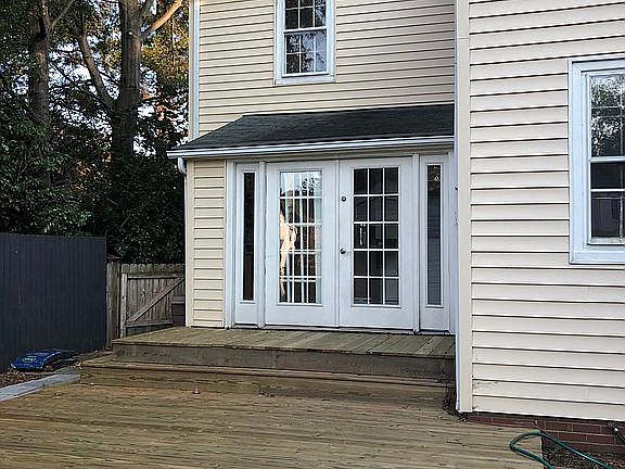 2nd image of 1415 Claremont Ave
