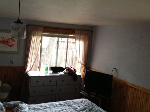 4th image of 1035 Mapleton Ave