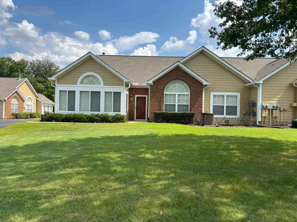 7462 Appling Club Cir #134, Cordova, TN 38016