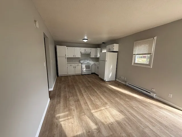 1729 Bancroft Avenue - 2B — Photo 4