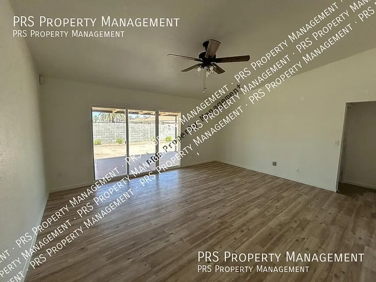 2608 N Jay St — Photo 11