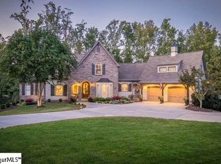 108 Turner Forest Ln, Simpsonville, SC 29681