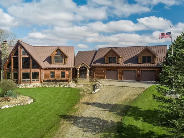 6340 Wolf Rd, Brown City, MI 48416