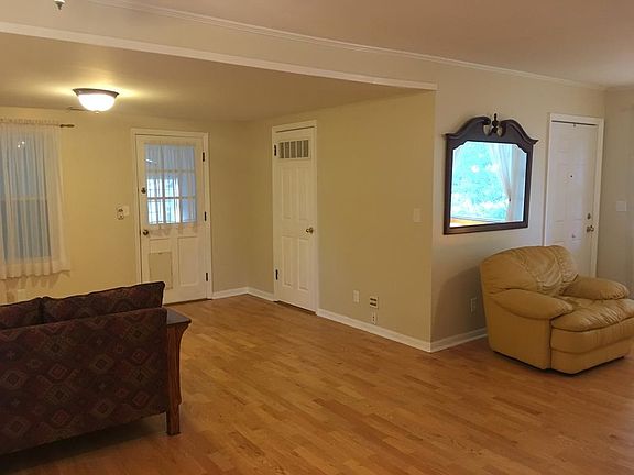 5th image of 100 Marvin Dr