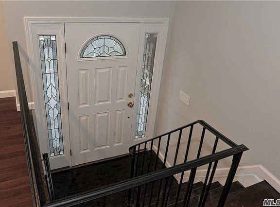 3rd image of 2912 Heather Ave