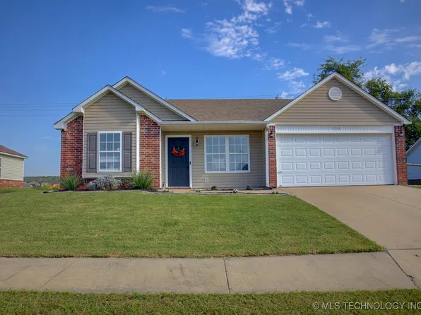 1002 W 24th St N, Claremore, OK 74017