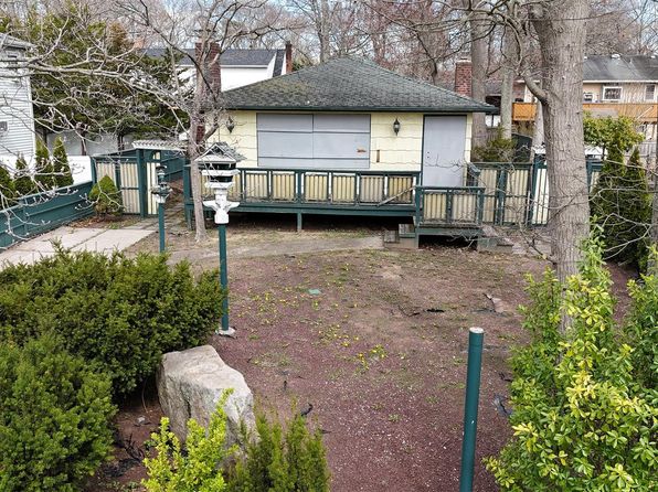 259 Harrison Avenue, Miller Place, NY 11764