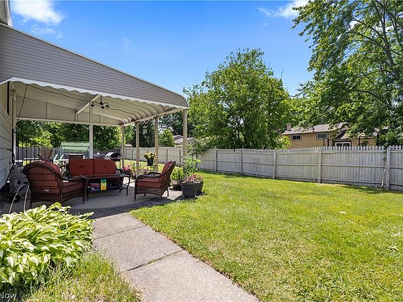 4th image of 20563 Holly Cir