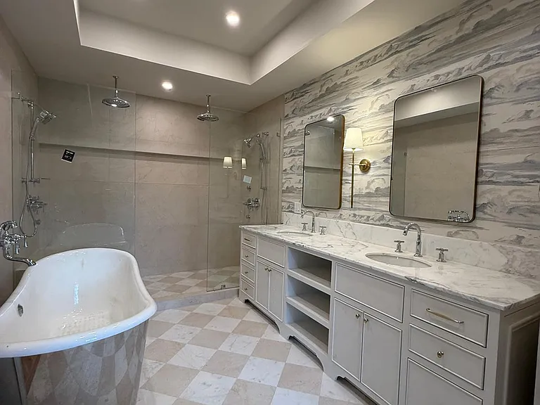 110 Lynnwood Blvd — Photo 14