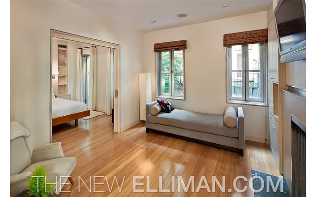 Sold by Douglas Elliman | media 6