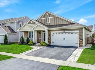 438 Minuet Cir, Volo, IL 60073