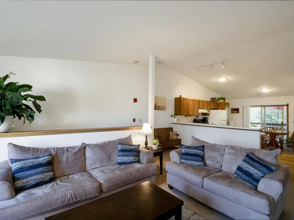 635 Beaus #3, Slinger, WI 53086