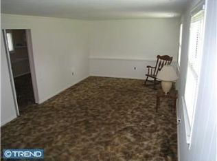 17 Timber Creek Rd, Stratford, NJ 08084