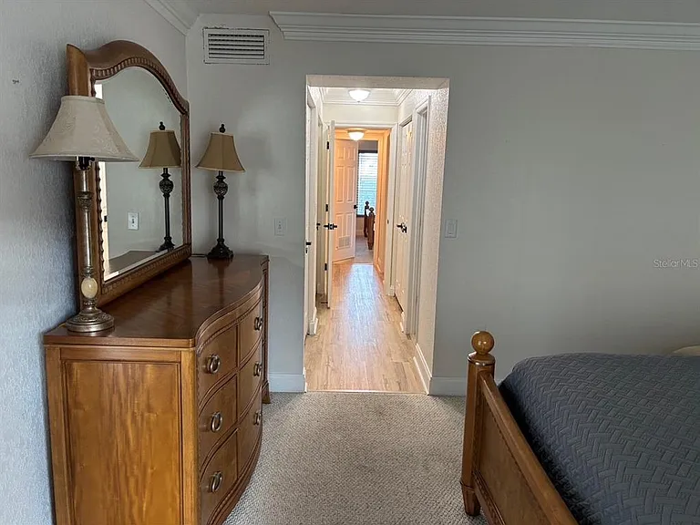 121 Island Way #331 — Photo 8