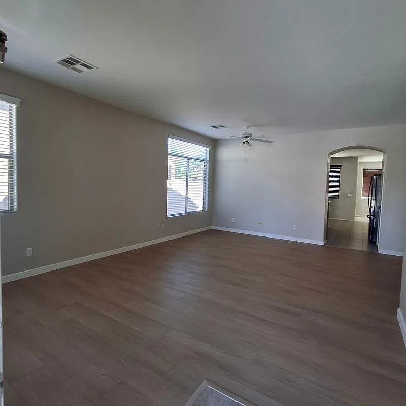 4 bed, 2.0 bath, 1865 sqft, $1,900 — Photo 2
