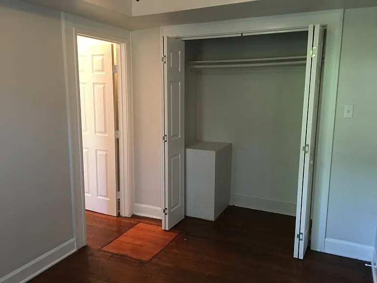 812 East 30th Street — Photo 18