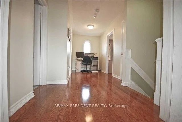 1091 McCuaig Dr — Photo 16