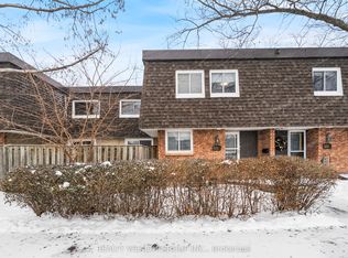 521 Timber Ln #39, Burlington, ON L7L 4B1