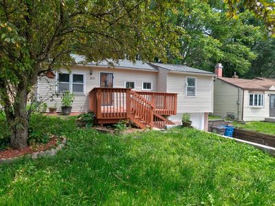 1271 E 36th St, Des Moines, IA, 50317