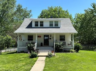 12819 8th St, Grandview, MO 64030