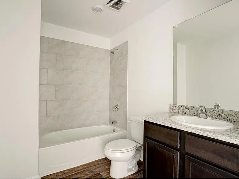 755 Wonderland Trl — Photo 15